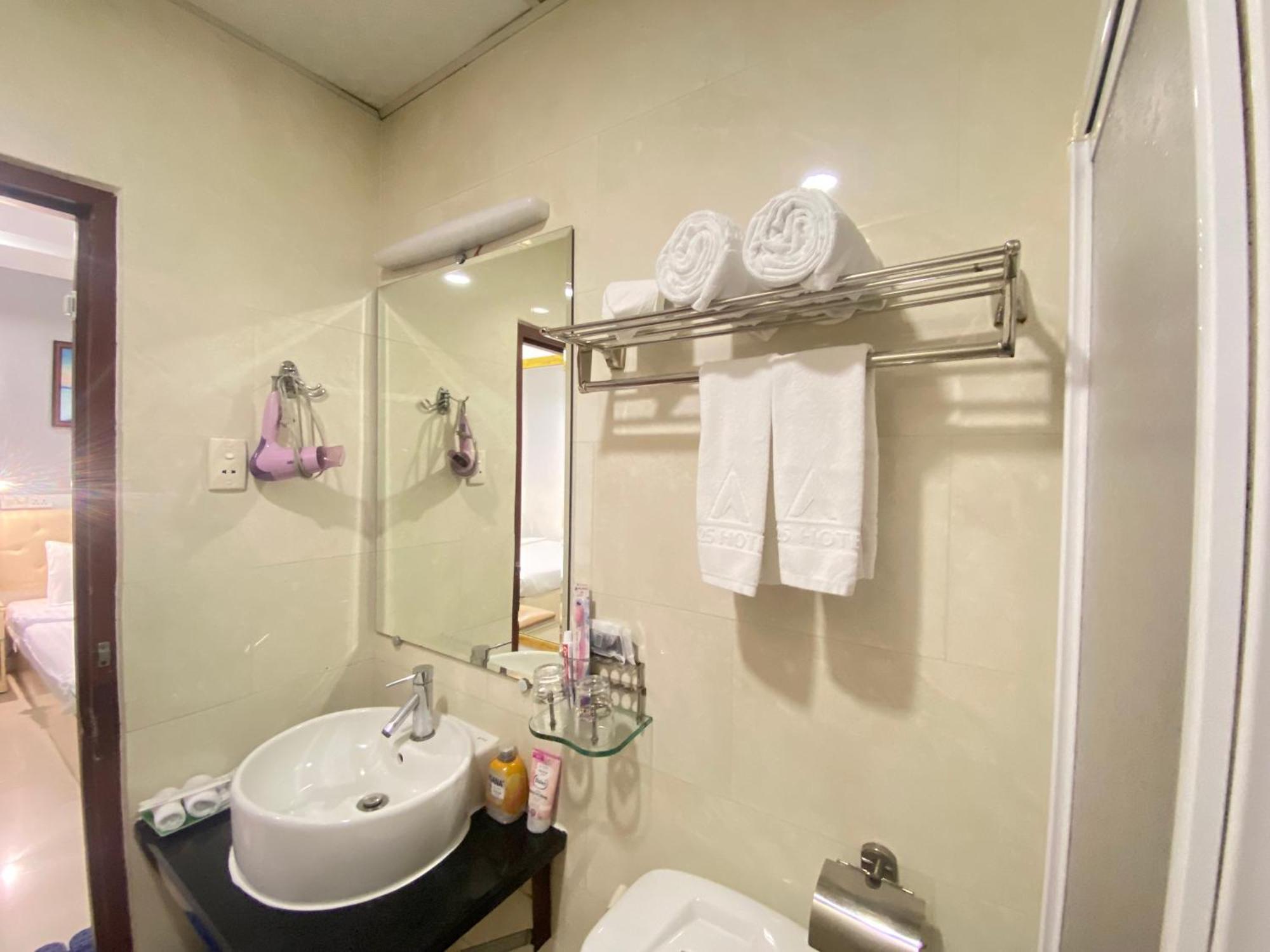 A25 - 13 Bui Thi Xuan Hotel 2*